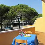Apartamento Cozy With Large Balcony