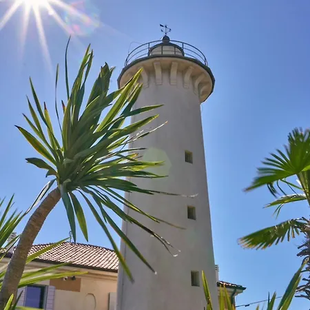 Apartament Cozy With Large Balcony