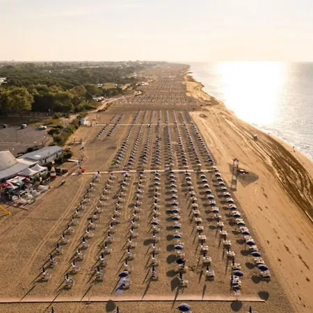 Cozy With Large Balcony * Bibione