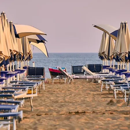Cozy With Large Balcony Bibione