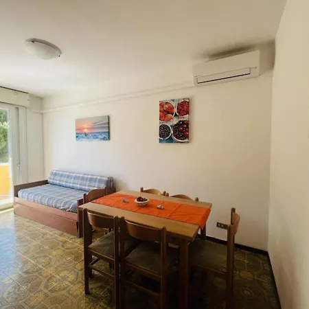 Apartament Cozy With Large Balcony