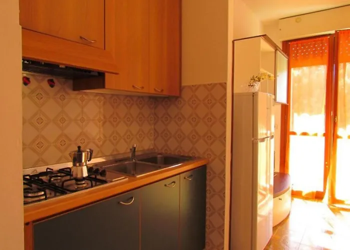 Cozy With Large Balcony