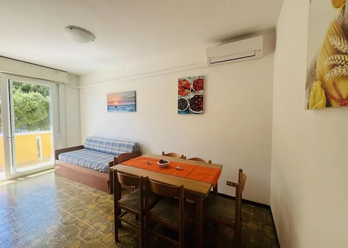 Appartamento Cozy With Large Balcony